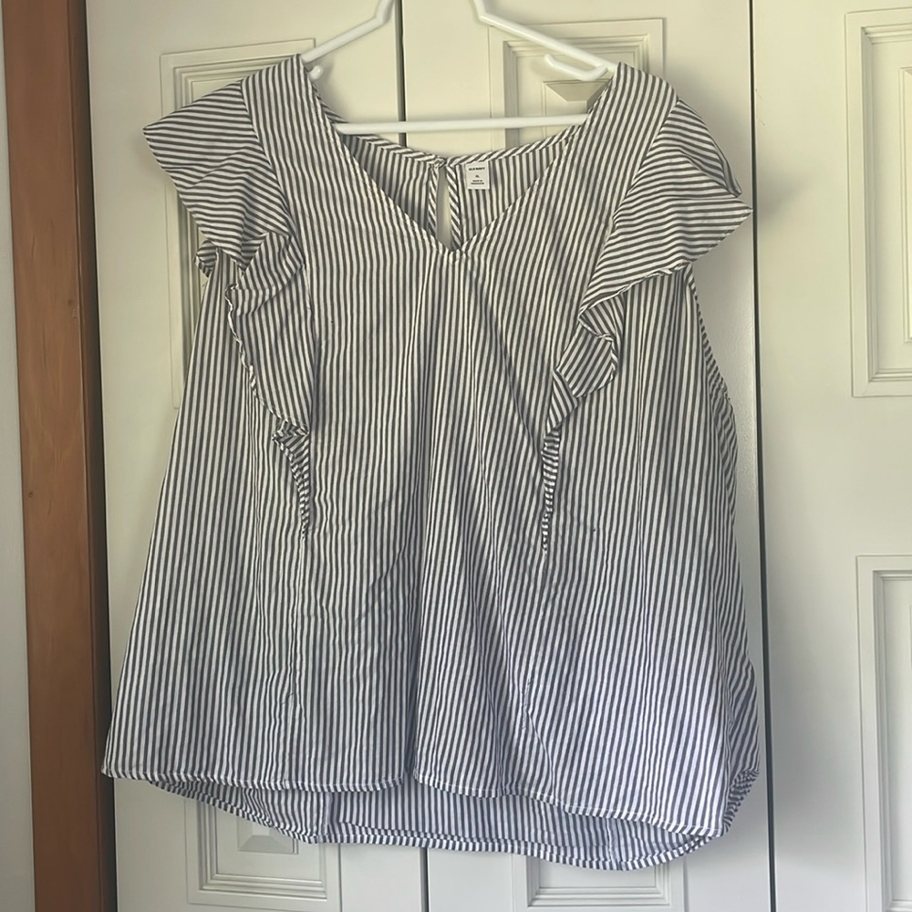 Old Navy striped sleeveless top, XL